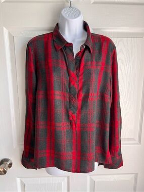 CAbi Cunningham Plaid Popover Blouse Size M Red Gray Rayon Shirt